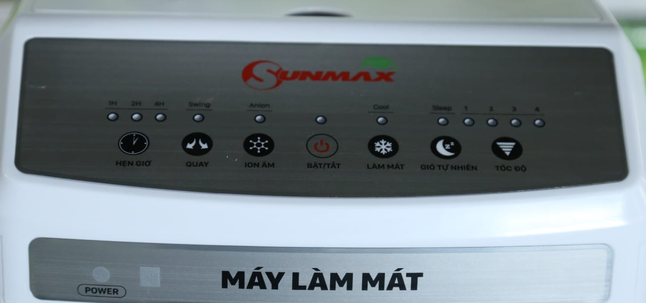 may-lam-mat-sunmax-trong-nha-gac-3600-a-2